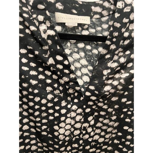 Stella McCartney Black & Cream Printed 100% Silk blouse Sz 38 - Picture 2 of 3